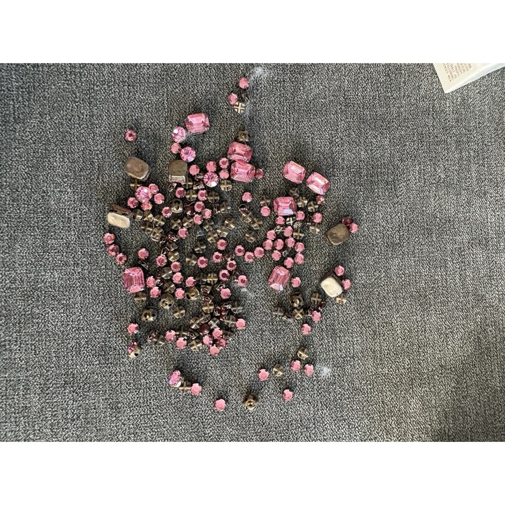 VINTAGE Assorted Crystal Rhinestones Set In Brass SWAROVSKI Fuchsia Pink Beads